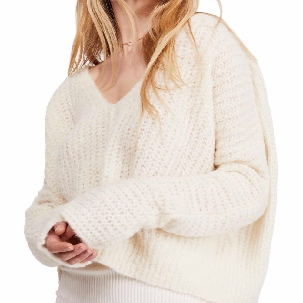 Free People Moonbeam Alpaca Blend V neck Sweater Size Large - Picture 1 of 11